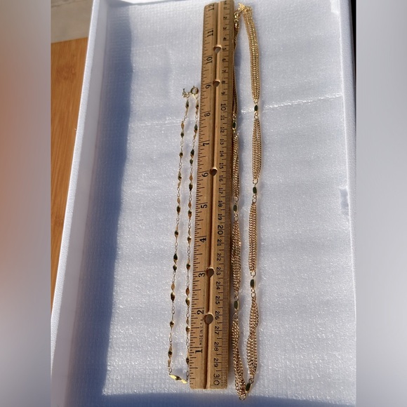 Crown Trifari 2 Gold Plate Chains 18” 24” - Picture 4 of 4